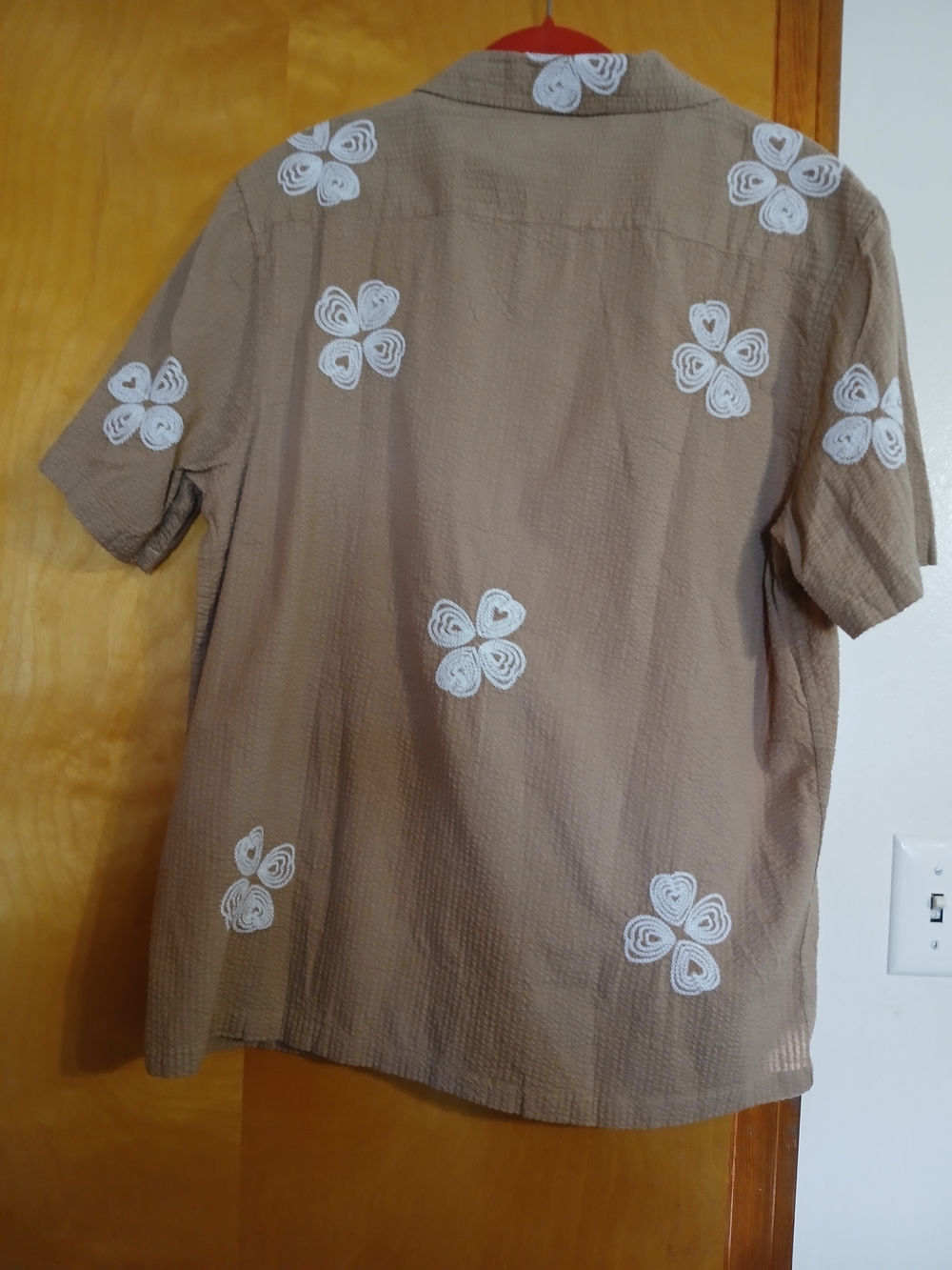 Free Planet Brown Short-Sleeve Button-Down Shirt with White Floral Accents - Picture 5 of 7